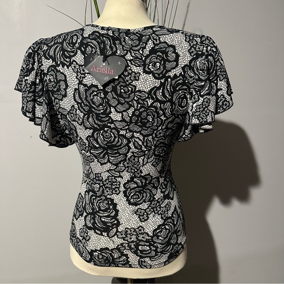 Black Lace Floral Women's Top - Picture 2 of 3